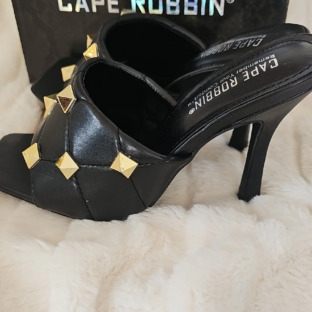 Cape Robbin Black Heels with Gold Accents
